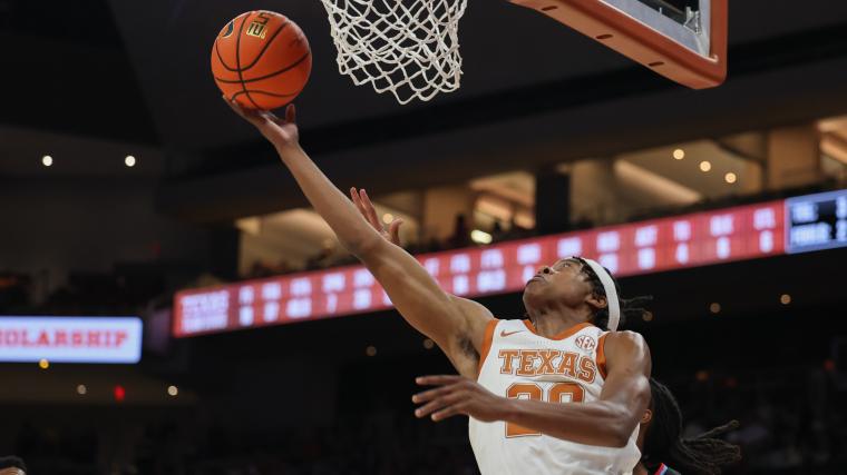 Studenți de anul întâi din Texas îl imită pe Kevin Durant în revenirea surprinzătoare a Longhorns împotriva Texas A&M.